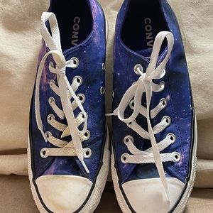 Cosmic Converse size 7.5 Excellent Used Condition